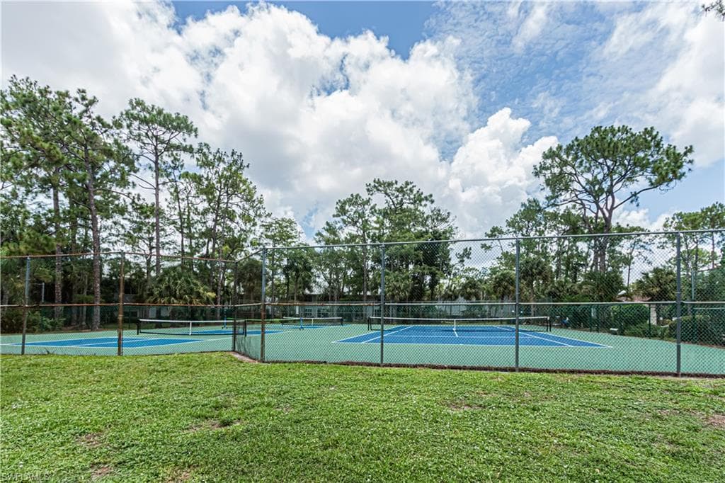 1733 Courtyard Way B205, Naples, FL 34112-11