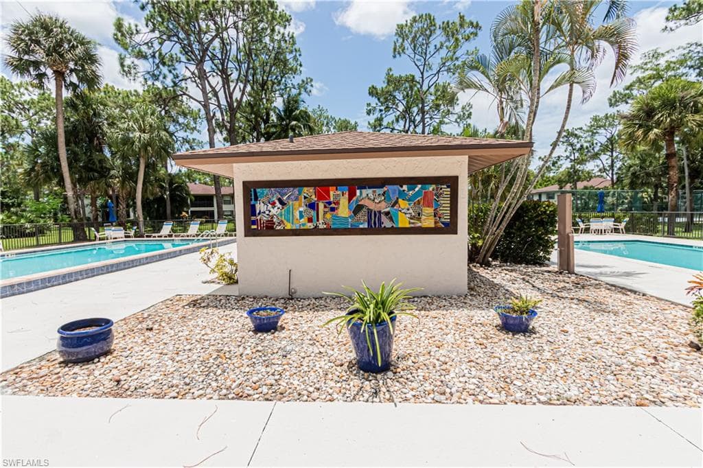 1733 Courtyard Way B205, Naples, FL 34112-8