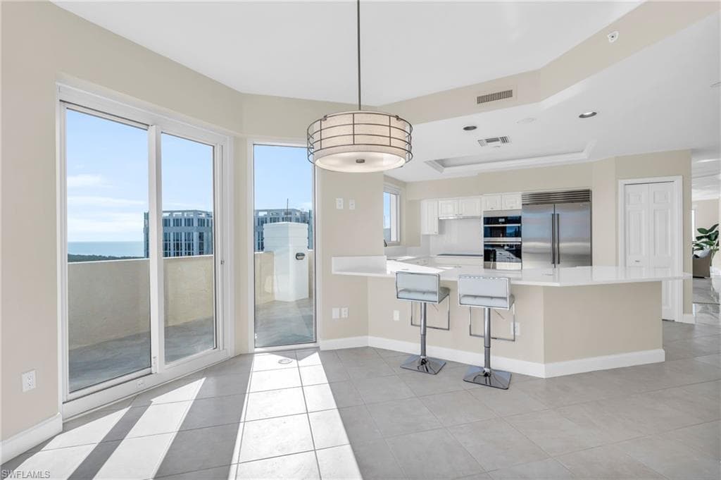 7117 Pelican Bay Blvd Ph-16, Naples, FL 34108-17