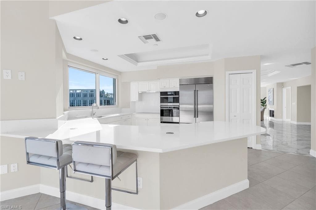 7117 Pelican Bay Blvd Ph-16, Naples, FL 34108-18