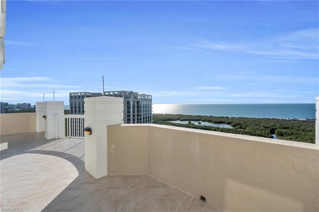 7117 Pelican Bay Blvd Ph-16, Naples, FL 34108-37