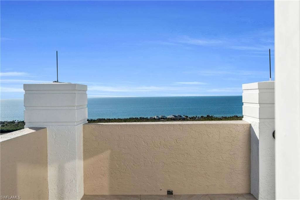 7117 Pelican Bay Blvd Ph-16, Naples, FL 34108-42