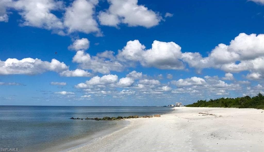 7117 Pelican Bay Blvd Ph-16, Naples, FL 34108-4