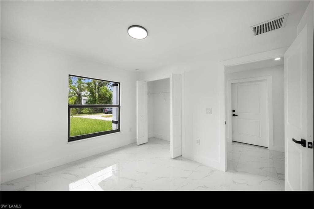 668/670 Chemstrand St E, Lehigh Acres, FL 33974-22