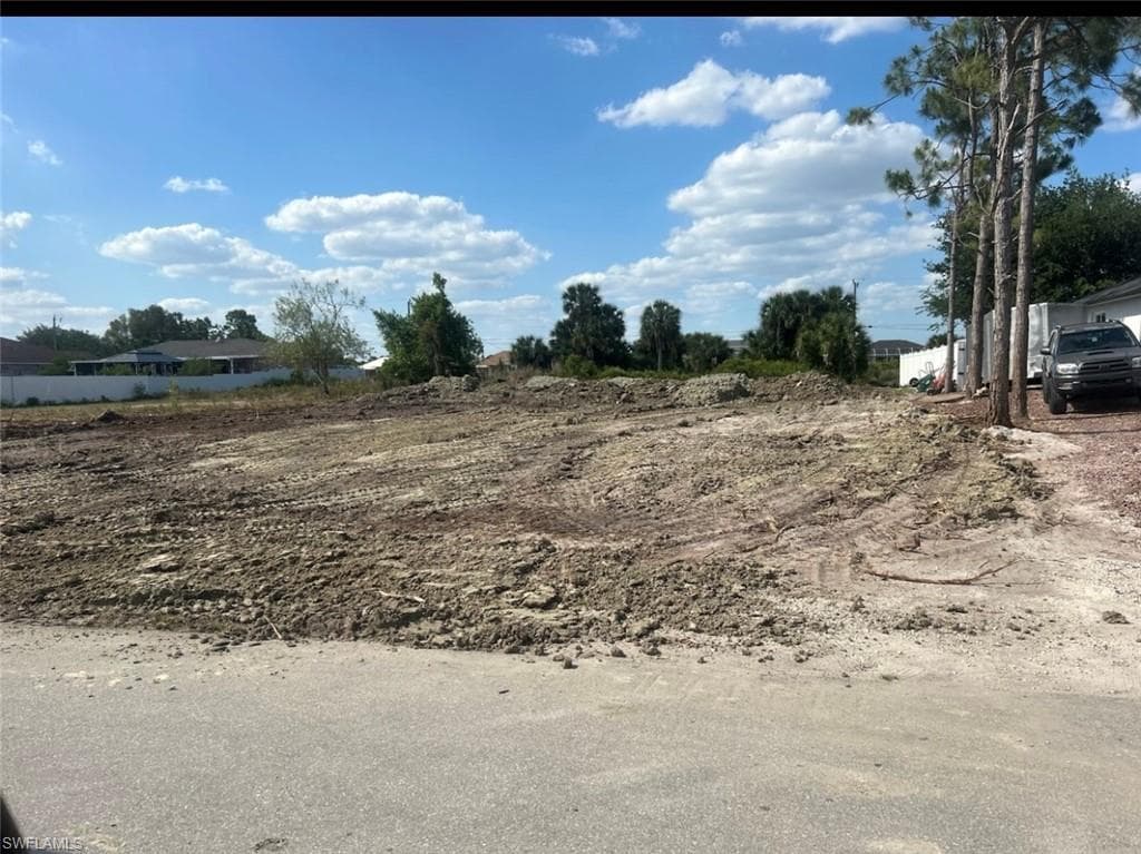 3310 39th St SW, Lehigh Acres, FL 33976-6