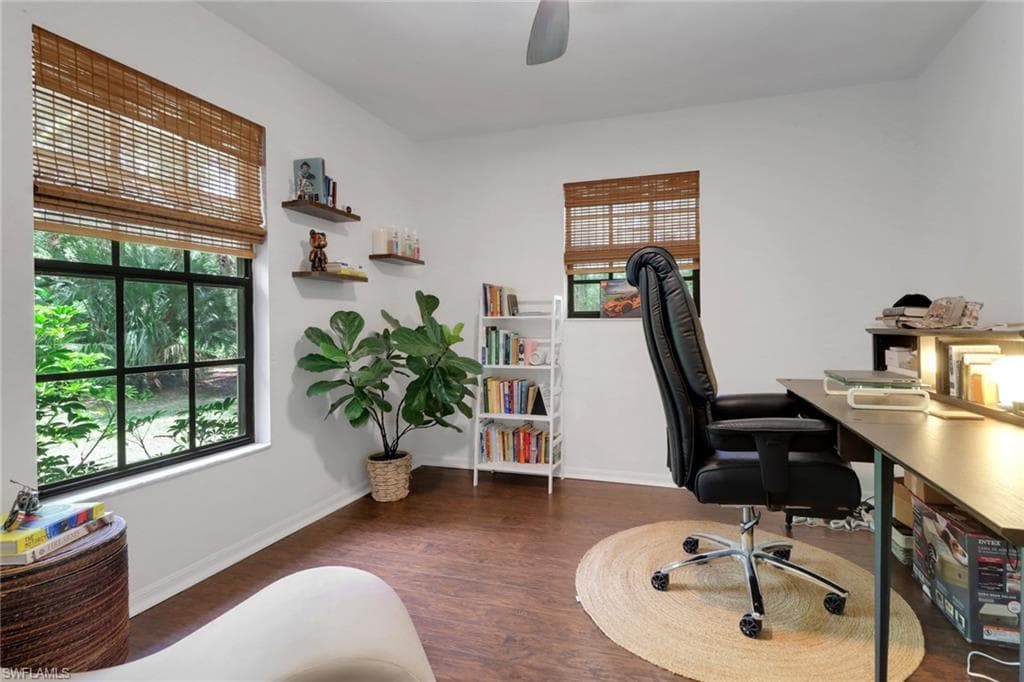 3110 10th Ave SE, Naples, FL 34117-19