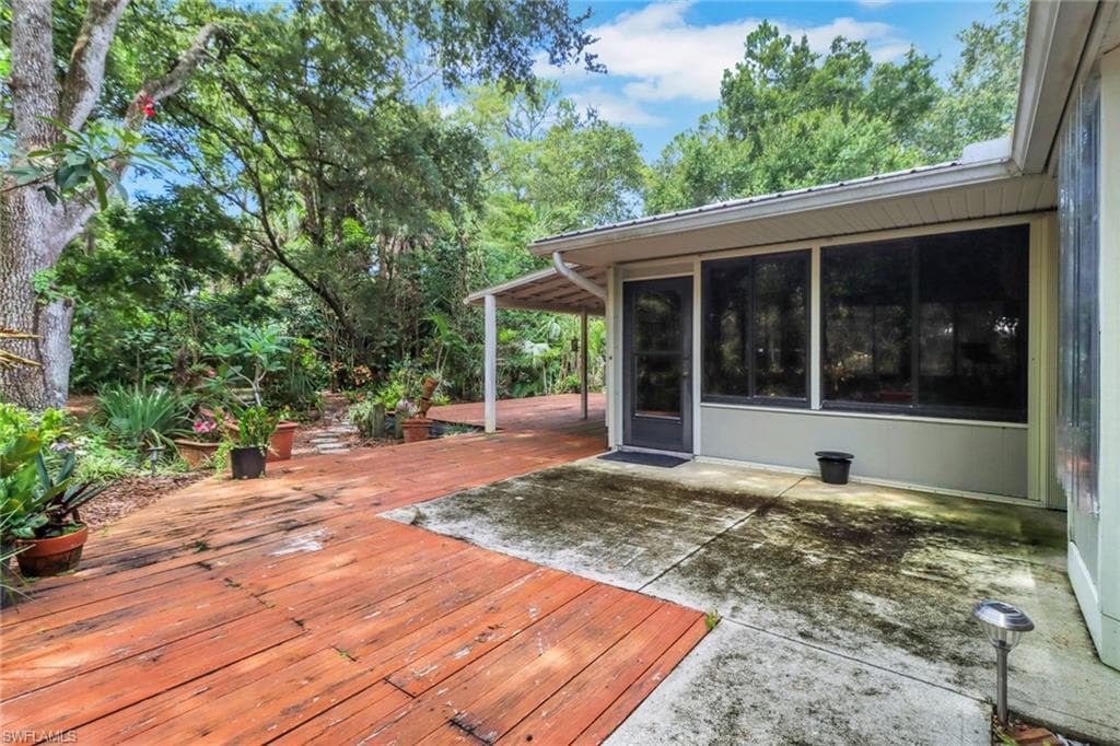 3110 10th Ave SE, Naples, FL 34117-32