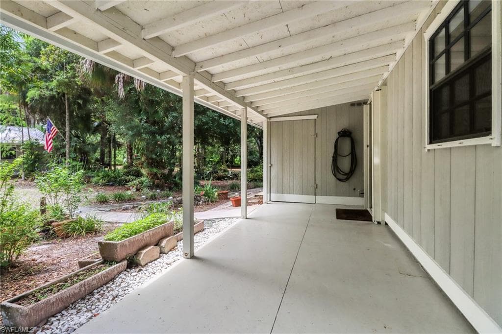 3110 10th Ave SE, Naples, FL 34117-5