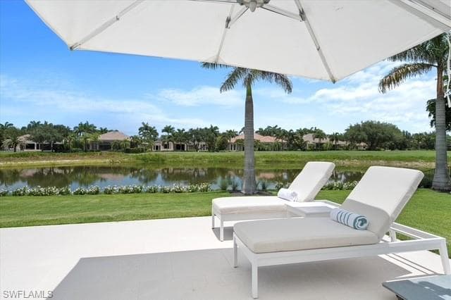 6285 Highcroft Dr, Naples, FL 34119-10