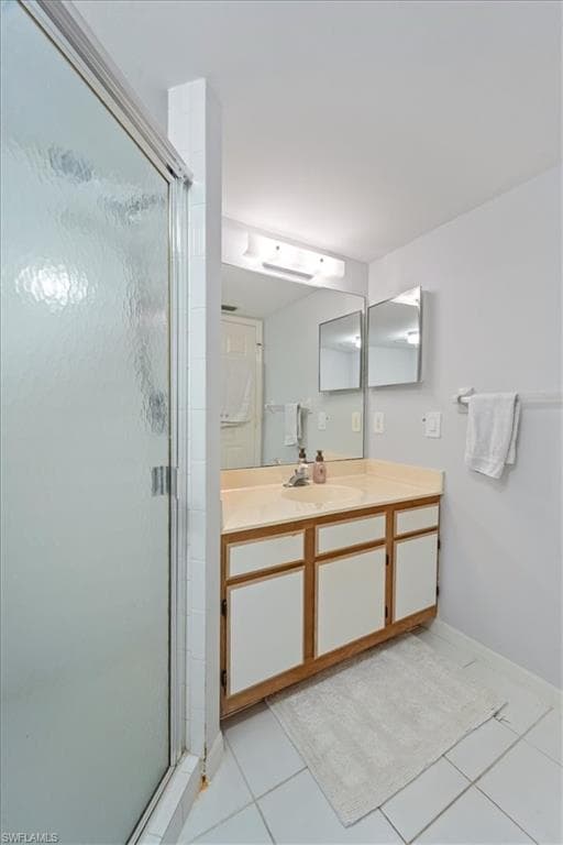745 Landover Cir 104, Naples, FL 34104-17