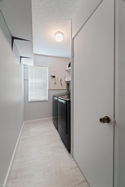 745 Landover Cir 104, Naples, FL 34104-19