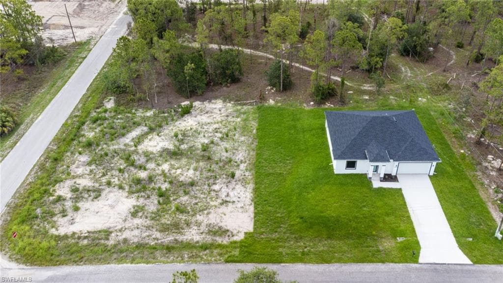 2803 13th St, Lehigh Acres, FL 33972-22