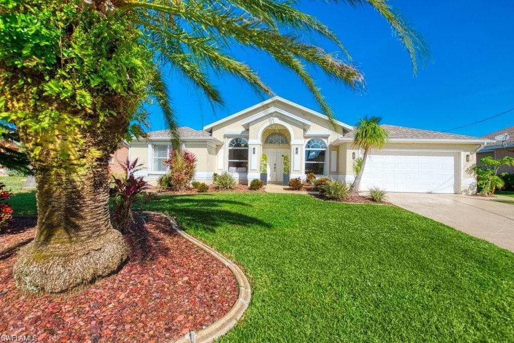 1807 48th Ln, Cape Coral, FL 33914-2