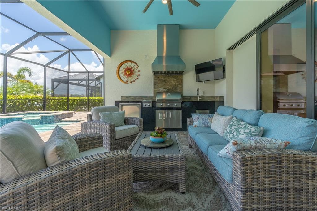 6839 Winding Cypress Dr, Naples, FL 34114-20