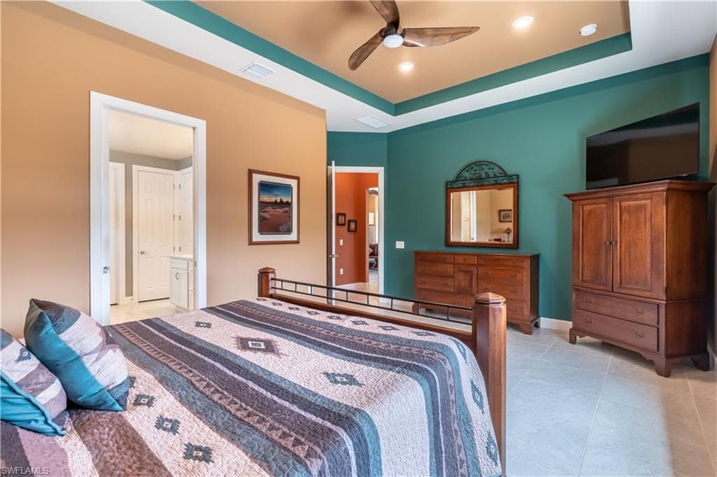 6839 Winding Cypress Dr, Naples, FL 34114-25