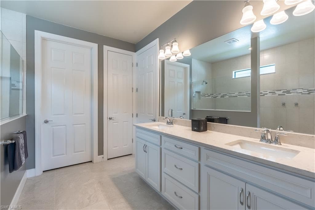 6839 Winding Cypress Dr, Naples, FL 34114-26