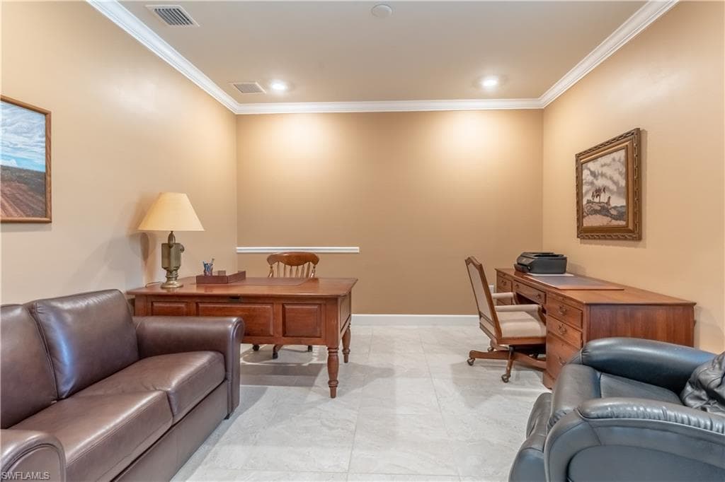 6839 Winding Cypress Dr, Naples, FL 34114-34