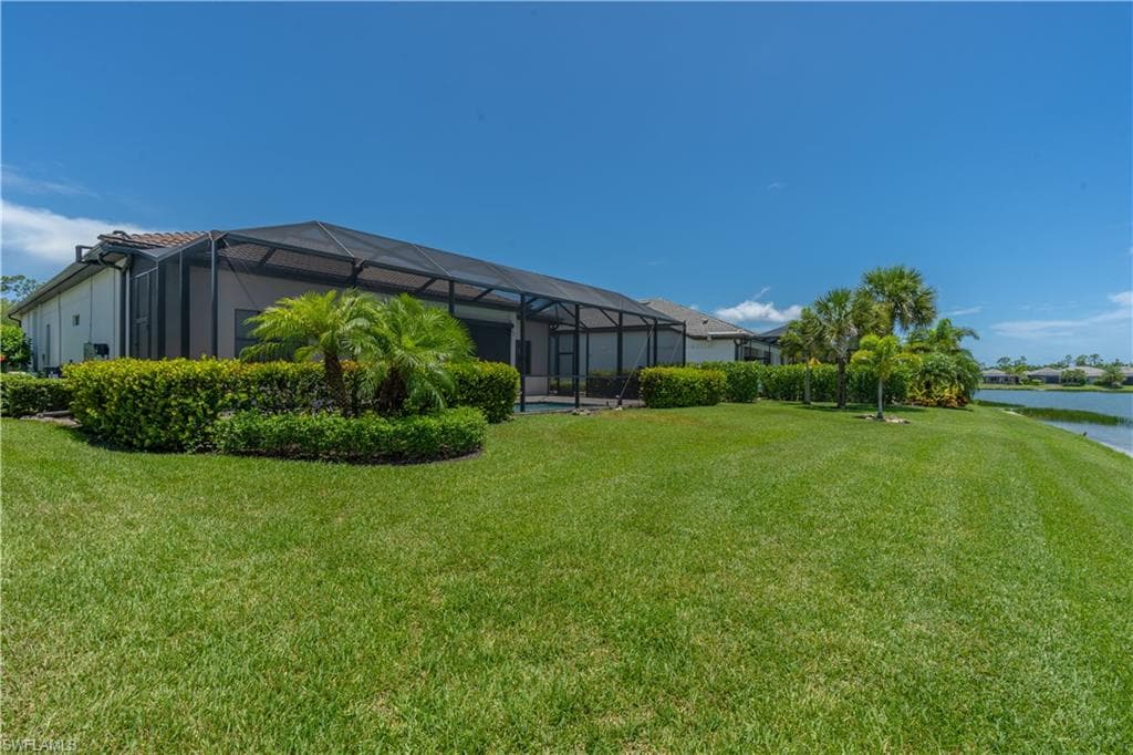 6839 Winding Cypress Dr, Naples, FL 34114-39
