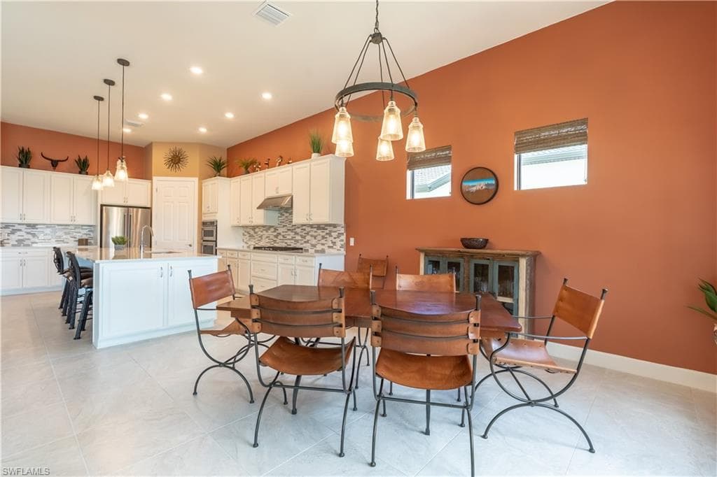 6839 Winding Cypress Dr, Naples, FL 34114-8