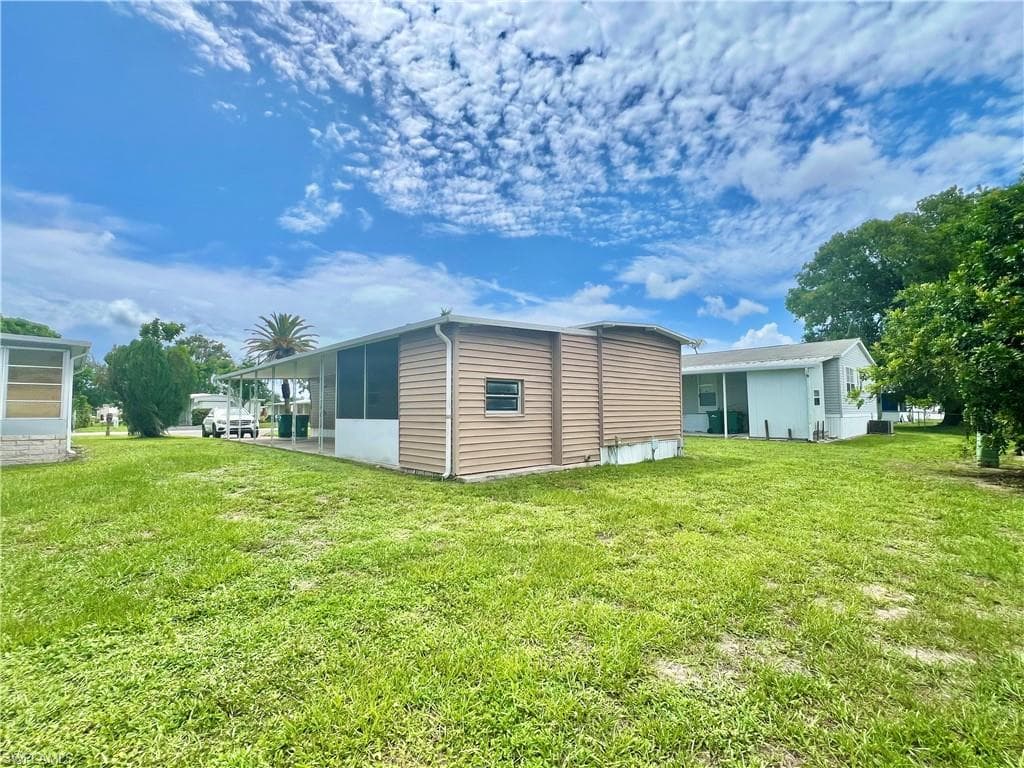 164 Cape Sable Dr, Naples, FL 34104-26