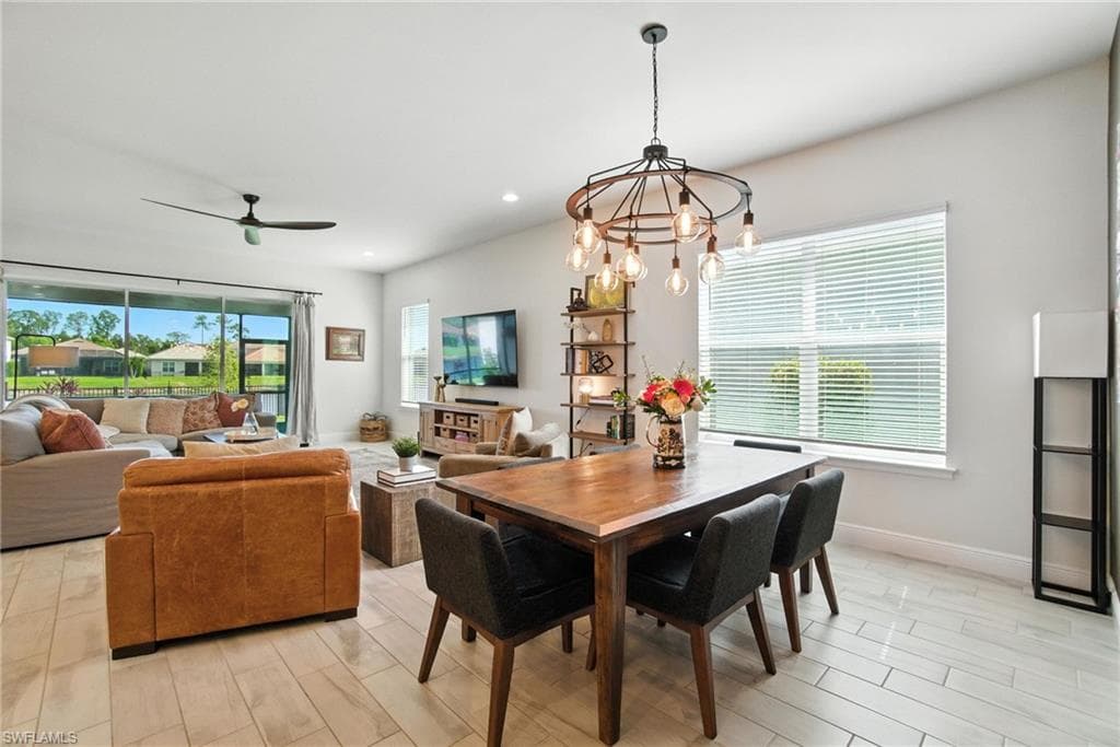 3387 Pilot Cir, Naples, FL 34120-22