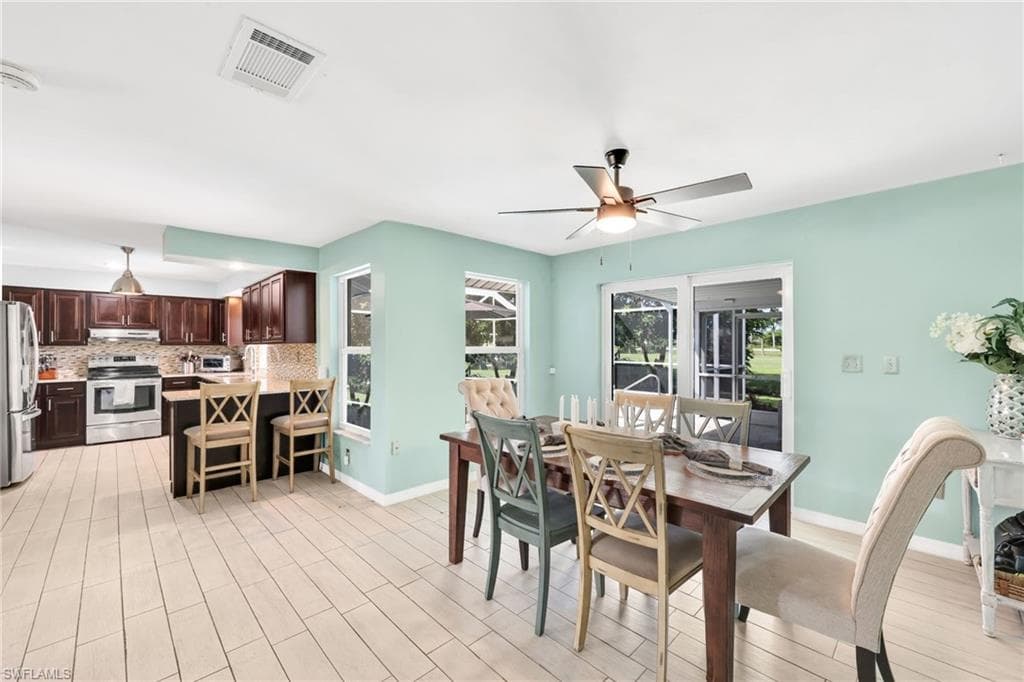 226 Pinehurst Cir, Naples, FL 34113-9