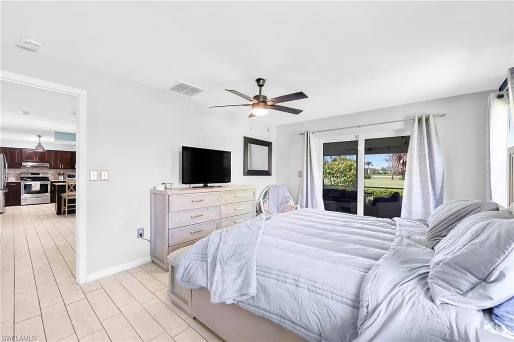 226 Pinehurst Cir, Naples, FL 34113-25