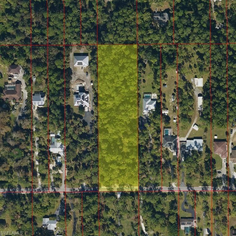 3825 13th Ave SW, Naples, FL 34117-6