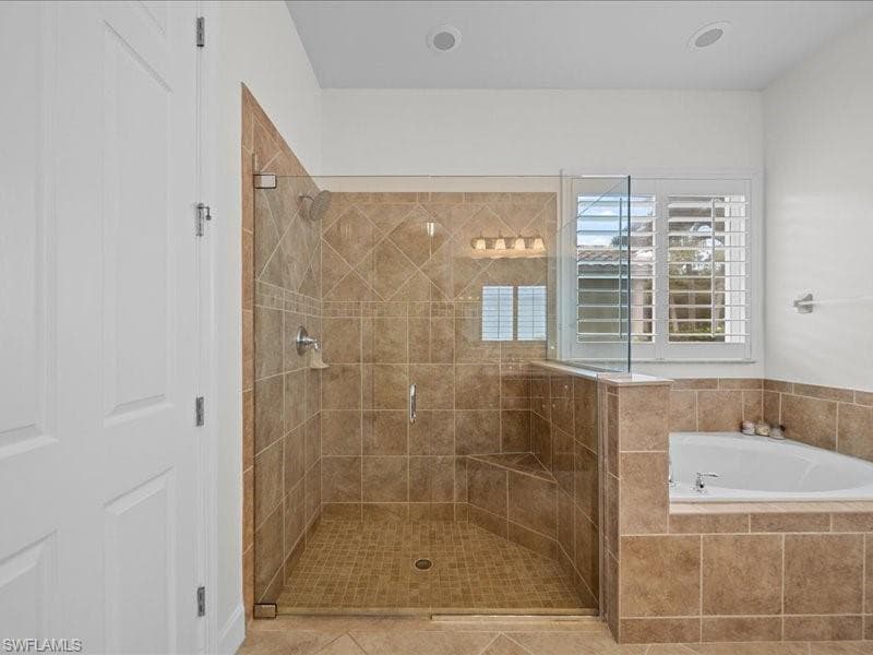 12938 Kingsmill Way, Fort Myers, FL 33913-13