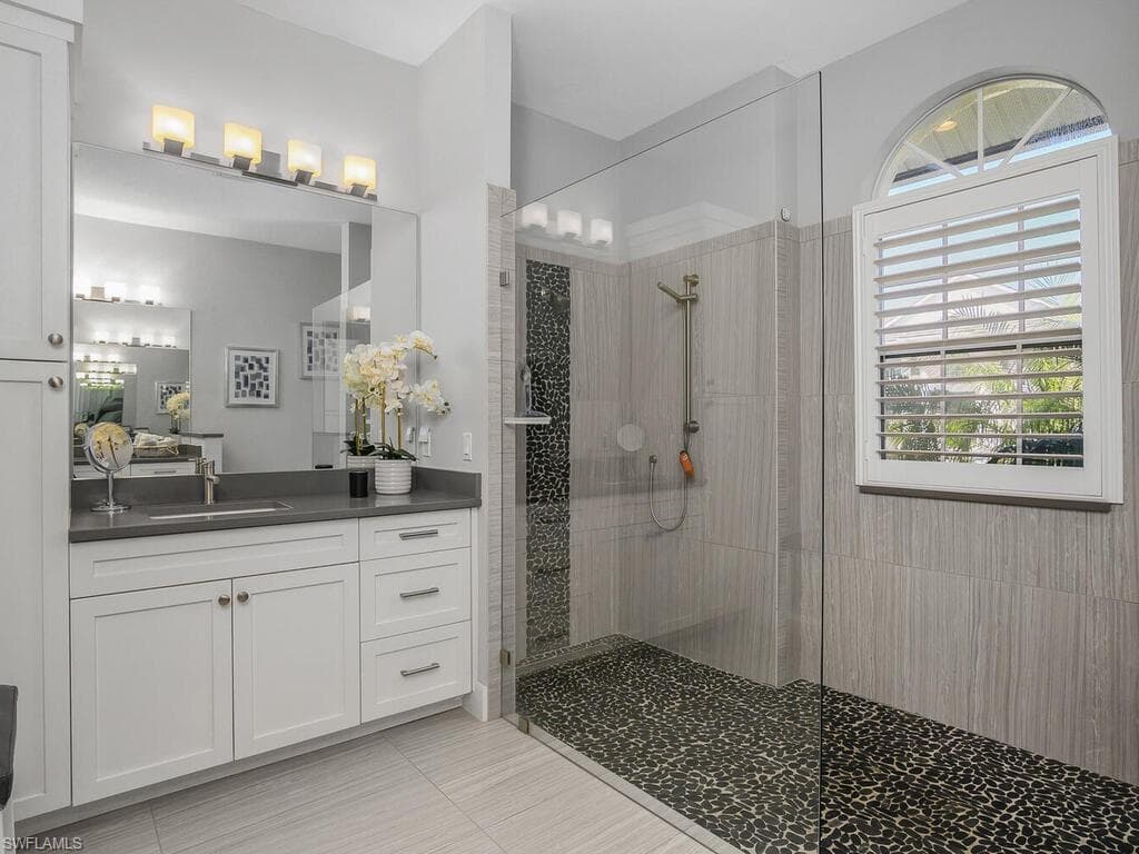 609 Crescent St, Marco Island, FL 34145-17