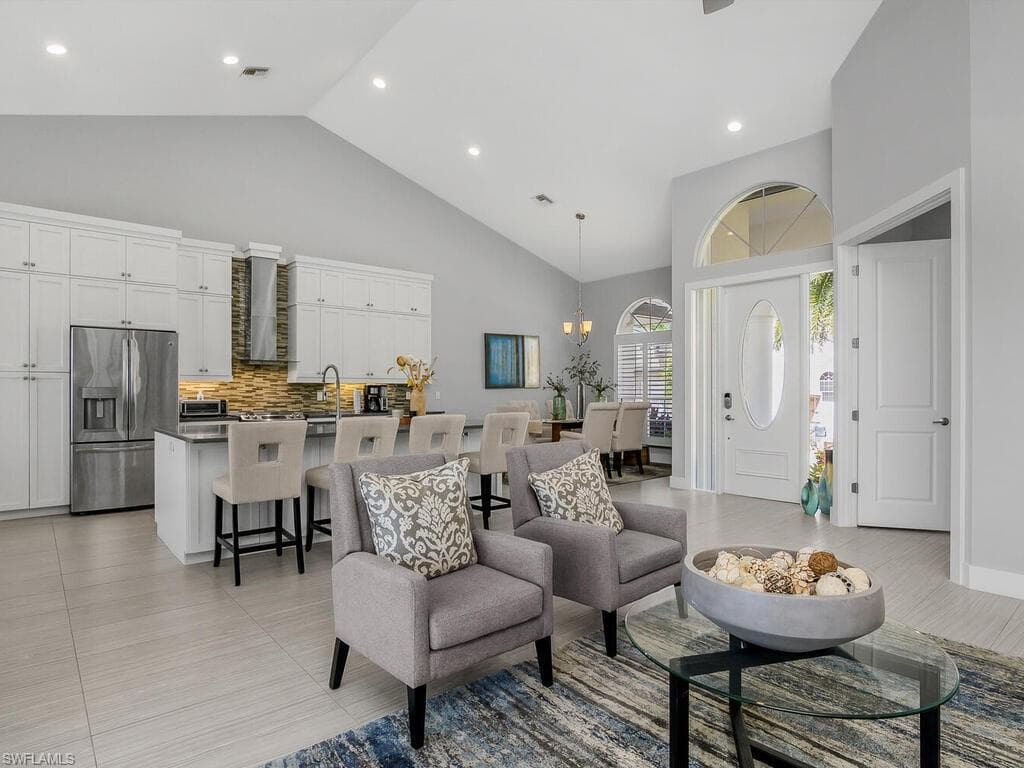 609 Crescent St, Marco Island, FL 34145-20