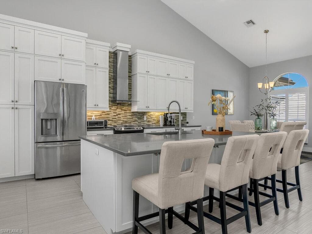 609 Crescent St, Marco Island, FL 34145-25