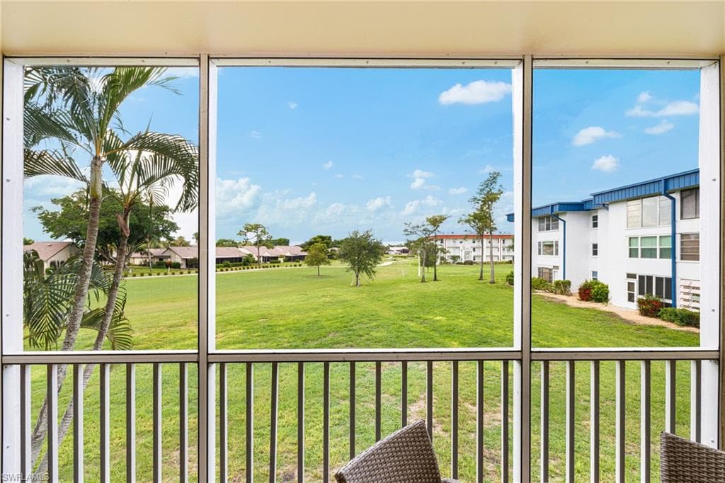1724 Pine Valley Dr 213, Fort Myers, FL 33907-23