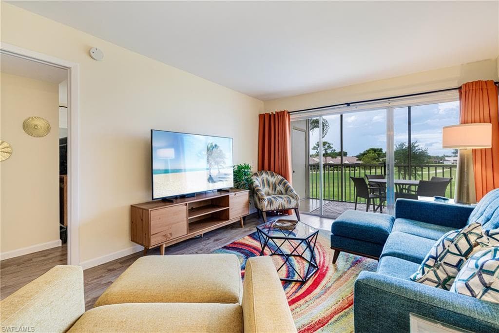 1724 Pine Valley Dr 213, Fort Myers, FL 33907-3