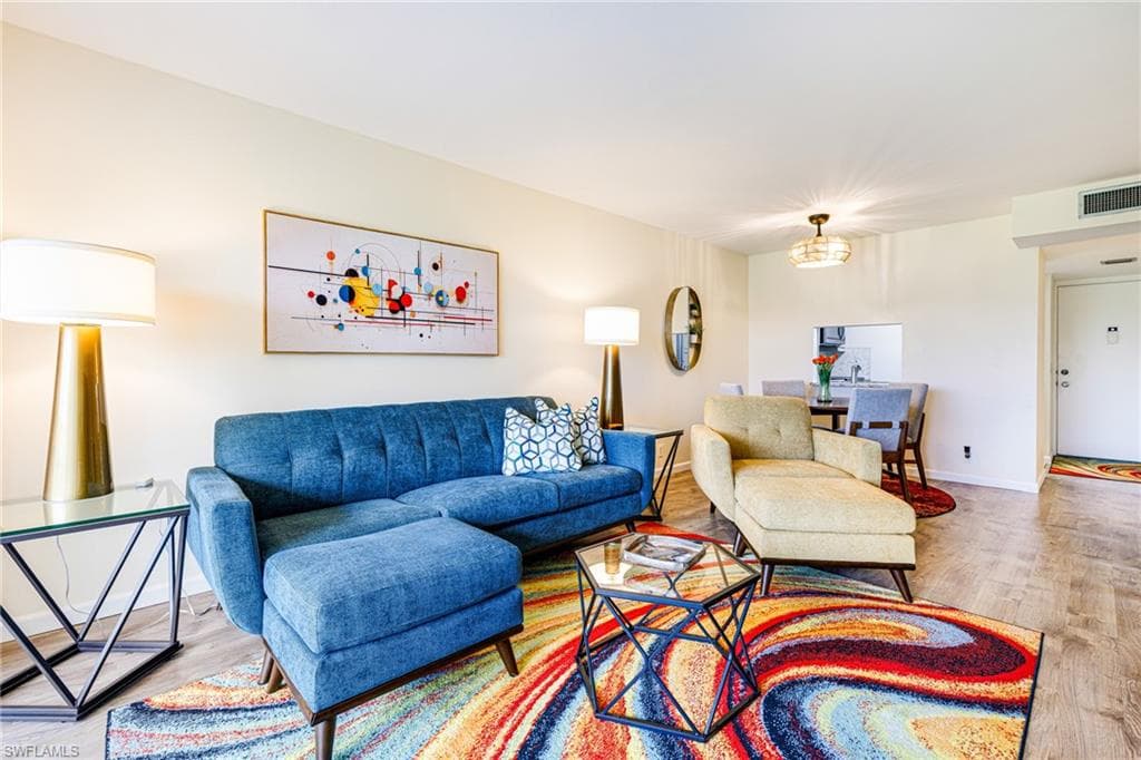 1724 Pine Valley Dr 213, Fort Myers, FL 33907-7