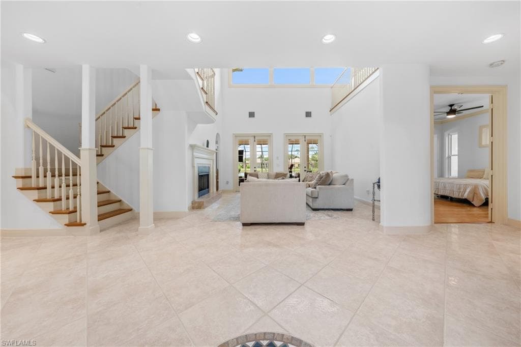 4009 Treadwater Ct, Naples, FL 34109-10