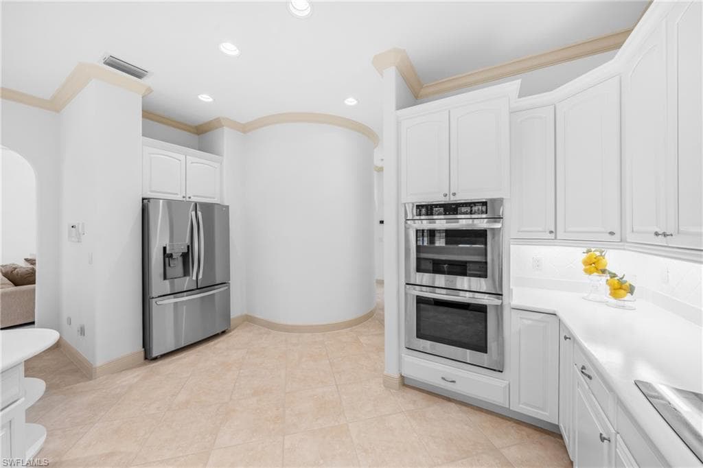 4009 Treadwater Ct, Naples, FL 34109-18