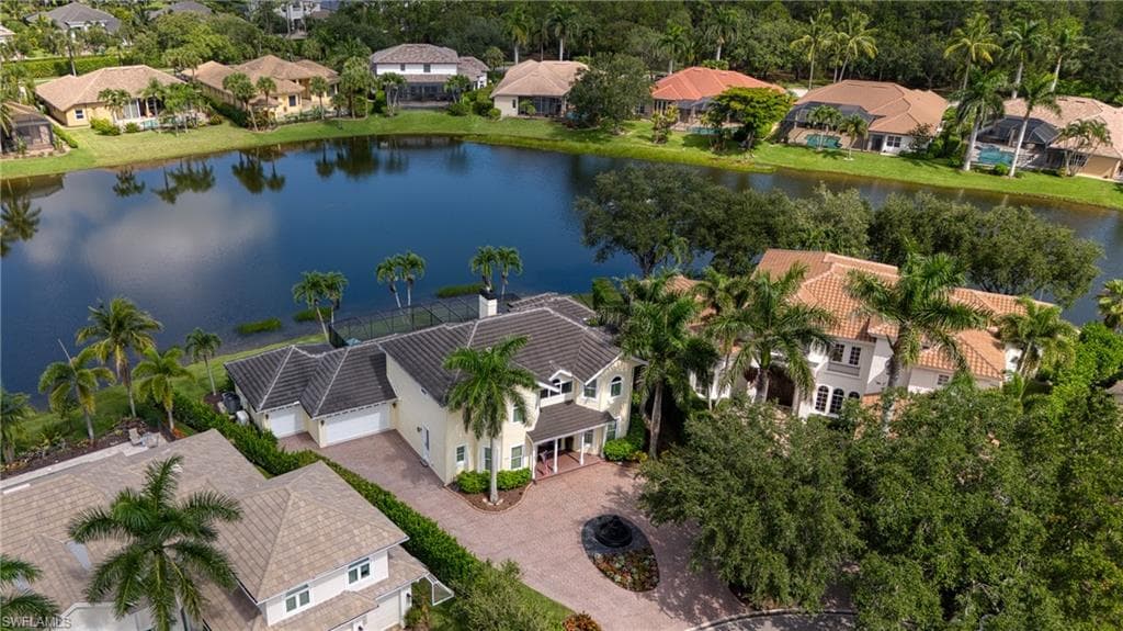 4009 Treadwater Ct, Naples, FL 34109-1