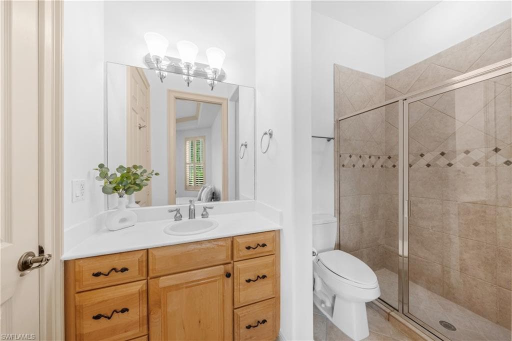 4009 Treadwater Ct, Naples, FL 34109-29