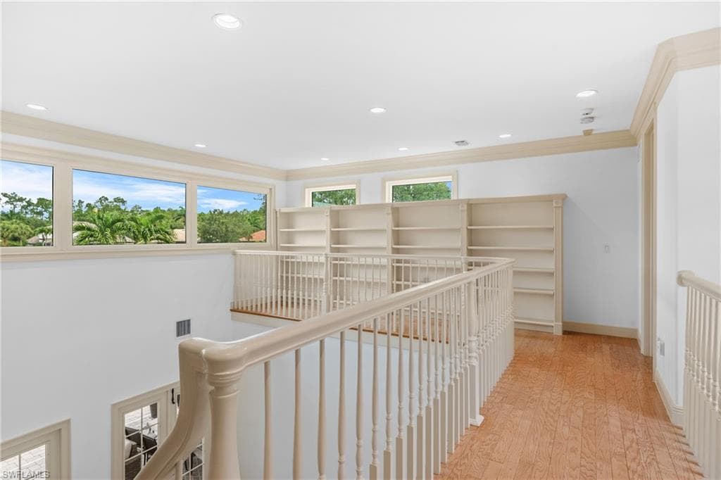 4009 Treadwater Ct, Naples, FL 34109-31