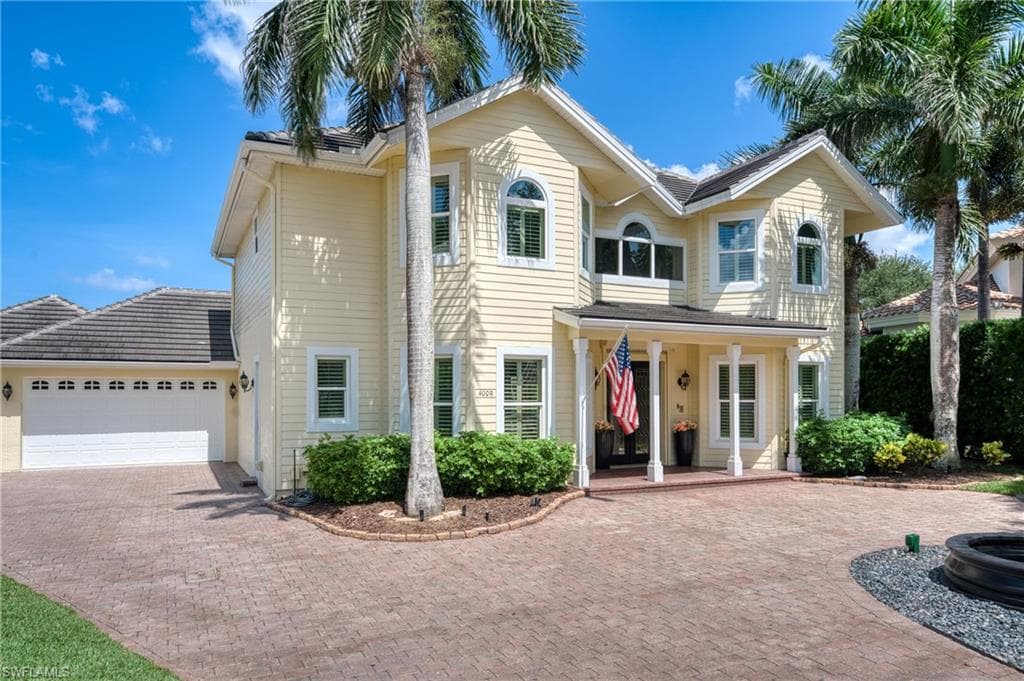 4009 Treadwater Ct, Naples, FL 34109-3