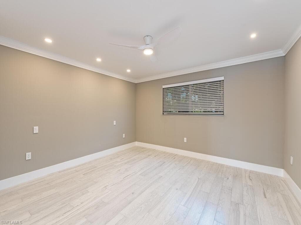 2500 Gulf Shore Blvd N S9, Naples, FL 34103-8