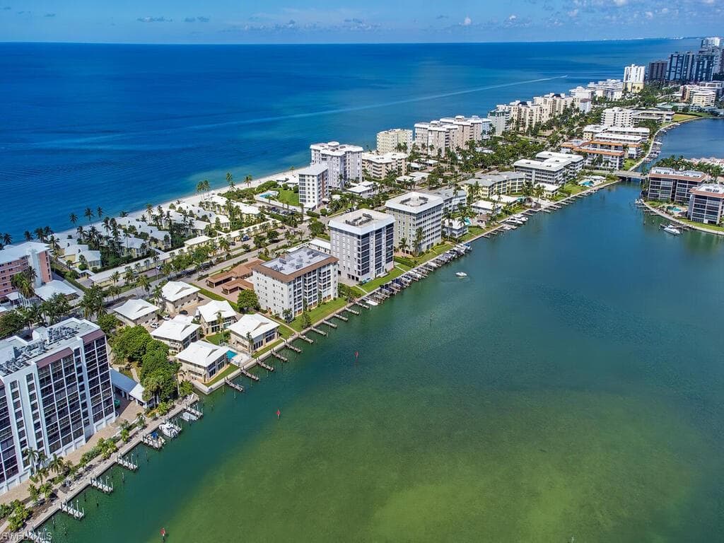 2500 Gulf Shore Blvd N S9, Naples, FL 34103-13
