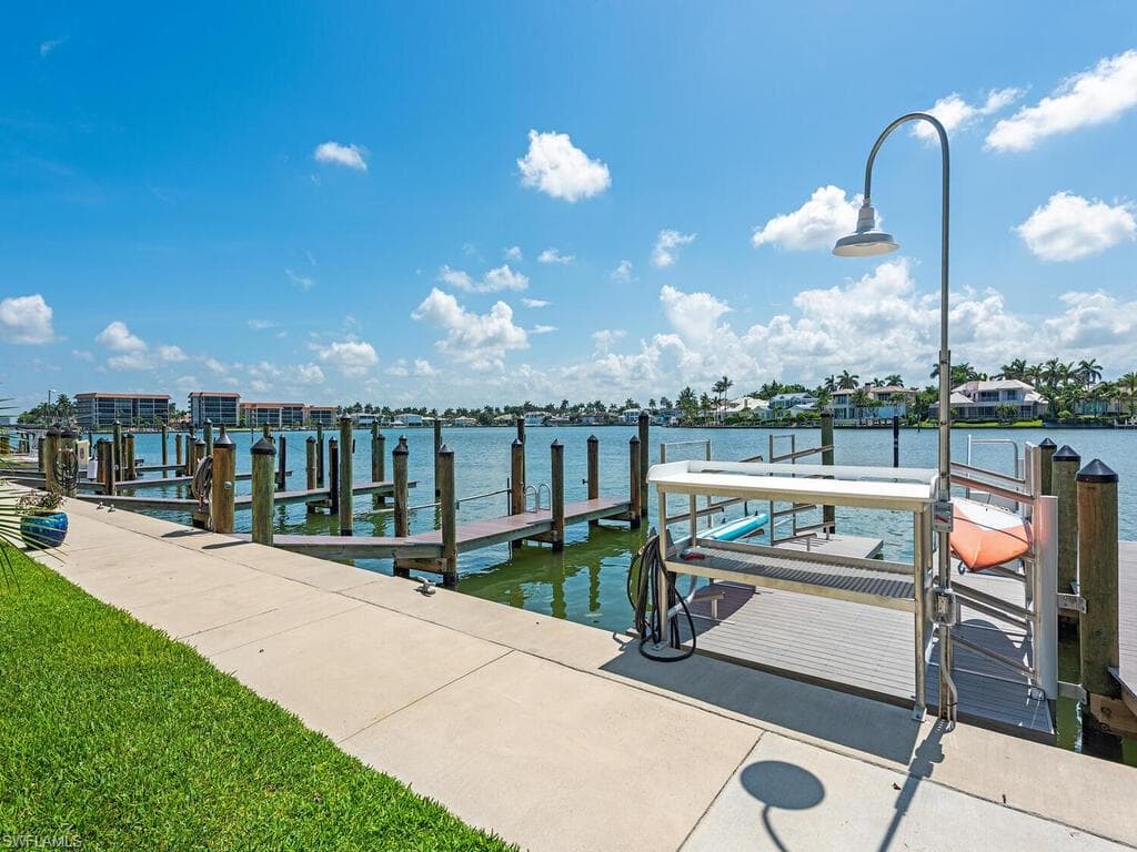 2500 Gulf Shore Blvd N S9, Naples, FL 34103-18