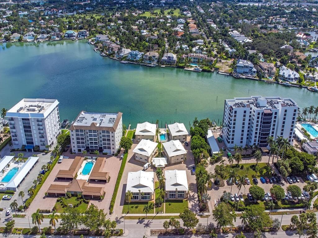 2500 Gulf Shore Blvd N S9, Naples, FL 34103-19