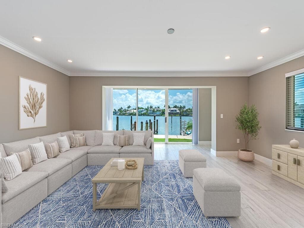 2500 Gulf Shore Blvd N S9, Naples, FL 34103-2