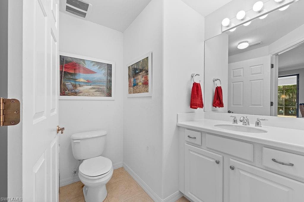 1248 Manado Dr, Naples, FL 34113-18