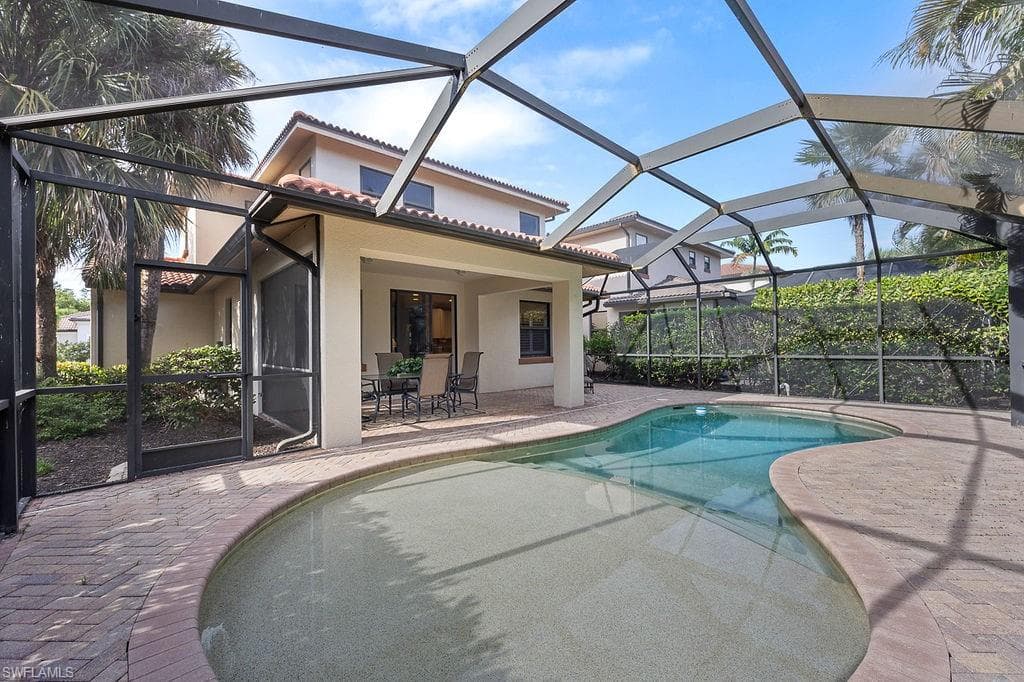 1248 Manado Dr, Naples, FL 34113-21