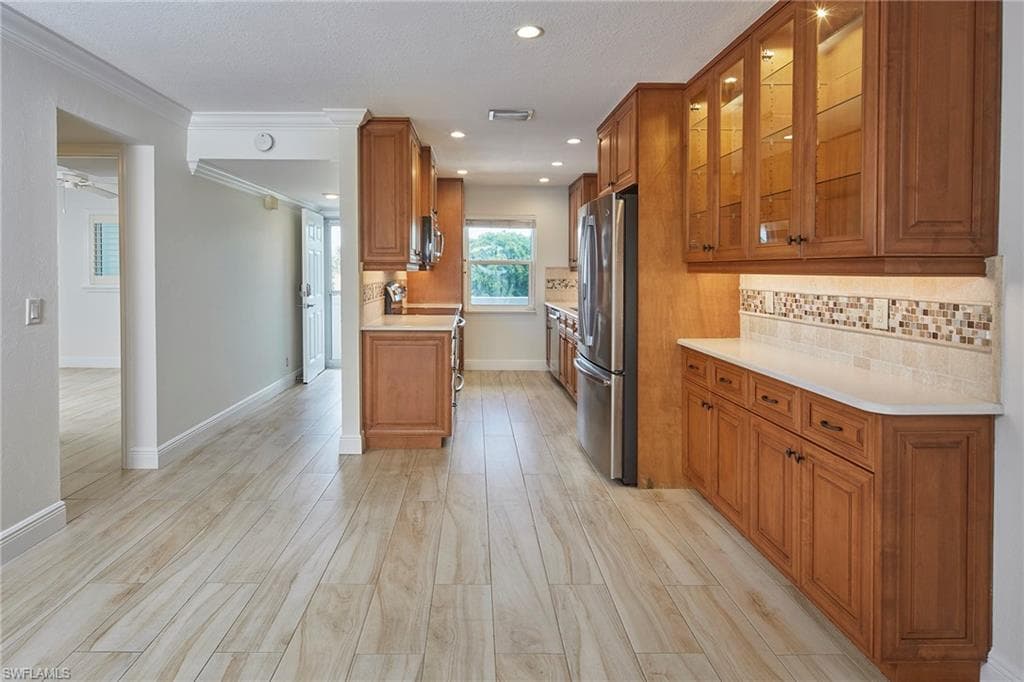 3100 Binnacle Dr 305, Naples, FL 34103-3