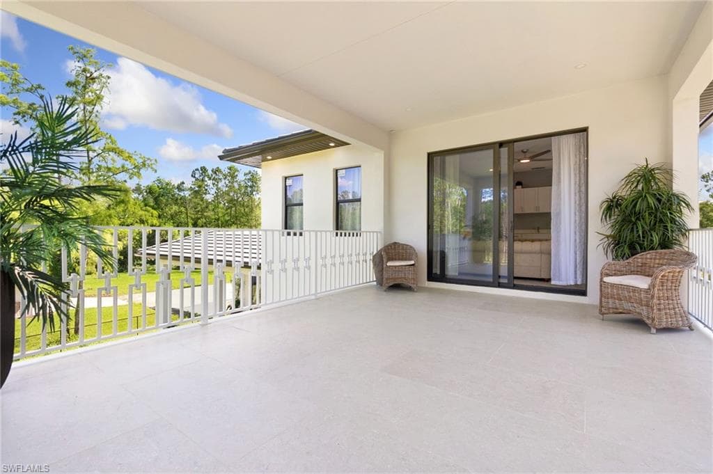 2227 21st St SW, Naples, FL 34117-40